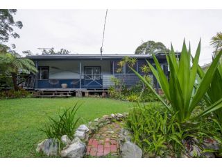 Beachside Family Home with Private Pool and BBQ Guest house, Huskisson - 1