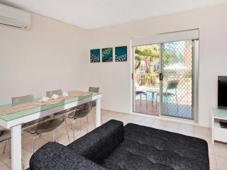 Beachcomber Unit 4,- Beachside Unit - Apartment, Caloundra - 3