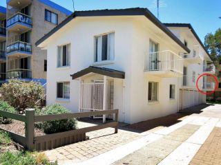 Beachcomber Unit 4,- Beachside Unit - Apartment, Caloundra - 2