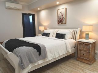 Beachside Villa Apartment Apartment, Bellara - 3