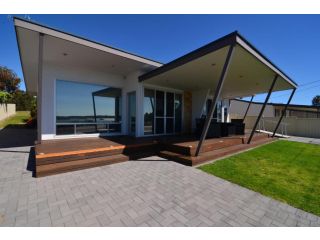 Beachview Guest house, Coffin Bay - 1