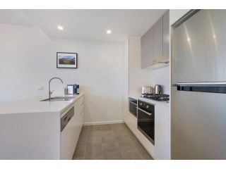 Newcastle Short Stay Accommodation - The Herald Apartment, Newcastle - 1