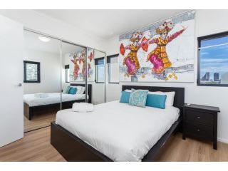 Beaufort St Beauty - location lifestyle sleeps 2, parking 2 bays Apartment, Perth - 2