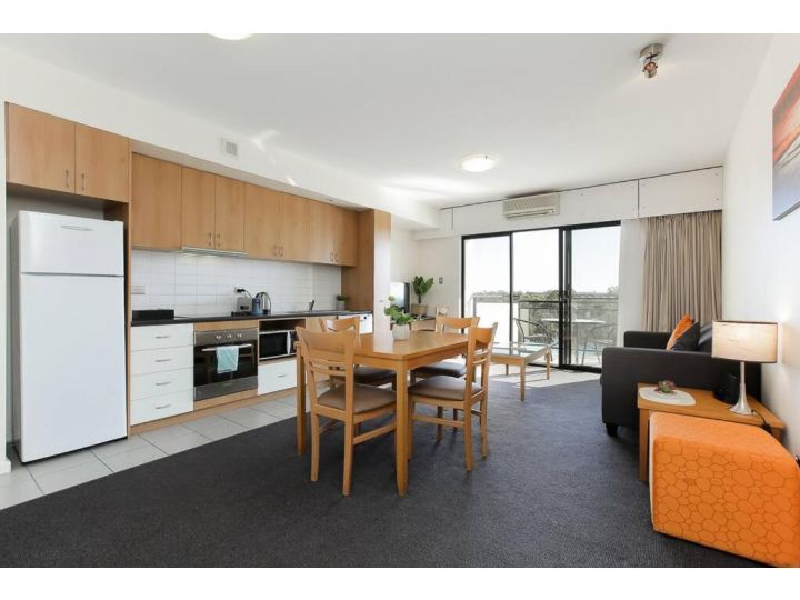 Beautiful 1-bedroom apartment close to the River Apartment, Perth - imaginea 9