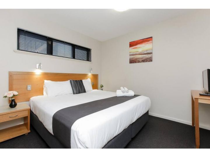 Beautiful 1-bedroom apartment close to the River Apartment, Perth - imaginea 2