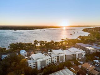 3 Bedroom Penthouse - Short Walk to Sandstone Point Apartment, Bongaree - 4