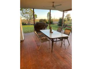 Beautiful outback 2 bedroom home Guest house, Queensland - 1