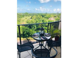 Beautiful spacious city apartment with views out to the Arafura Sea Apartment, Darwin - 4