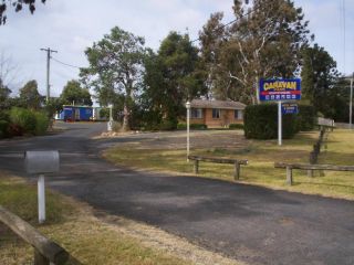 Bega Caravan Park Accomodation, New South Wales - 2