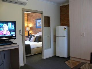 Begonia City Motor Inn Hotel, Ballarat - 5