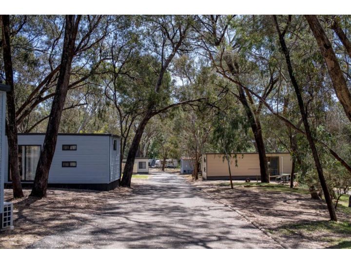 Belair National Park Holiday Park Campsite, South Australia - imaginea 17