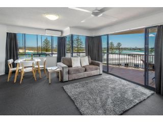 Belaire Place Aparthotel, Caloundra - 1