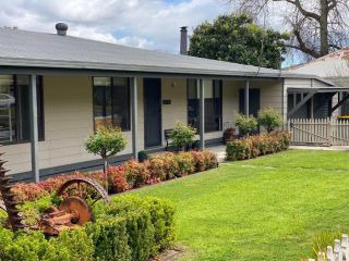 Belford House Guest house, Myrtleford - 1