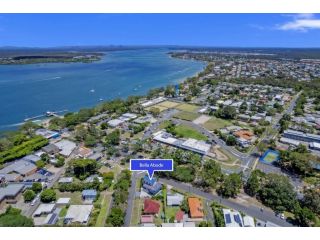 Bella Abode on Bribie - Loft with Pool Apartment, Bongaree - 5