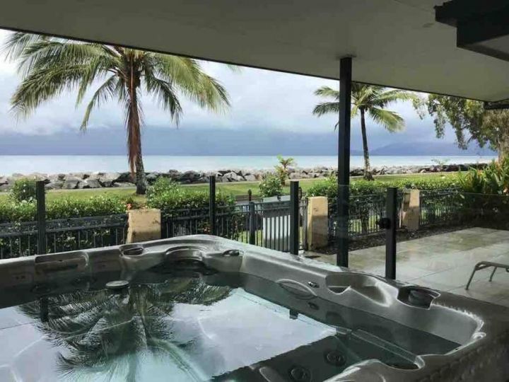 Bella Ohana - Oceanfront, Amazing views, Relaxing Guest house, Queensland - imaginea 15