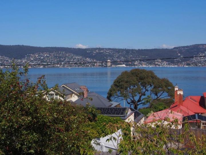 Bellerive Bluff magic - renovated home with views Guest house, Bellerive - imaginea 12