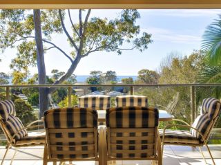 Bellima Beach House', 9 Jackson Close - huge duplex with air con and fabulous views Guest house, Salamander Bay - 2
