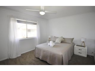 Bellissimo - 2 Bedroom apartment in the Sylvan Beach Resort! Apartment, Bellara - 4
