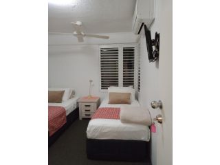 Bergmann Suite on Moffat Apartment, Caloundra - 4