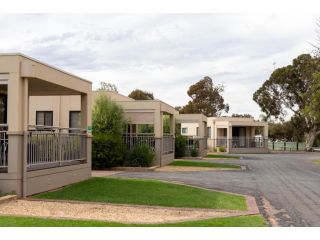 Berri Riverside Holiday Park Accomodation, South Australia - 4