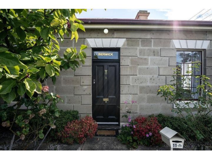 Berwick Cottage and Studio Guest house, Hobart - imaginea 2