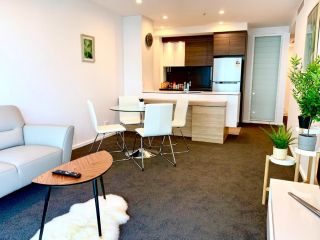 Best Located Brand New Apartment in Canberra CBD Apartment, Canberra - 2