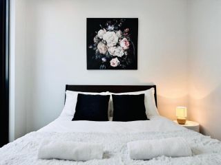 Best view 2BR1BA 40+floor in CBD+ Balcony +wifi Apartment, Melbourne - 4