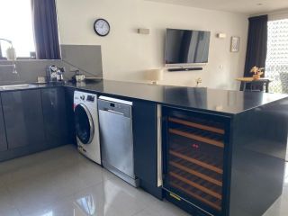 Broadbeach Travel Inn Apartments Aparthotel, Gold Coast - 3