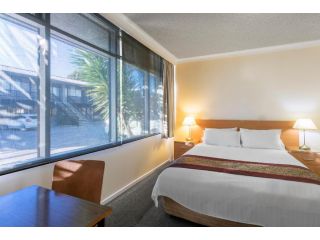 Best Western Governor Gipps Motor Inn Hotel, Traralgon - 1