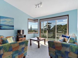 Big Family Home with Big Backyard and Big Views of Jervis Bay Guest house, Vincentia - 4