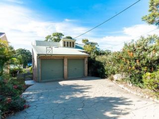 Big Family Home with Big Backyard and Big Views of Jervis Bay Guest house, Vincentia - 5