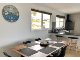 BINALONG BRAE @ Bay of Fires Two bedroom both with ensuites Guest house, Binalong Bay - 5