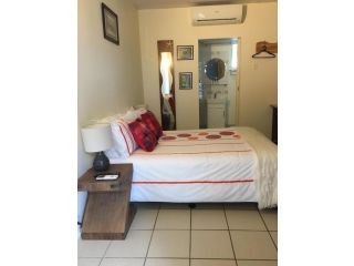 Black Marlin Motel Hotel, Innisfail - 5