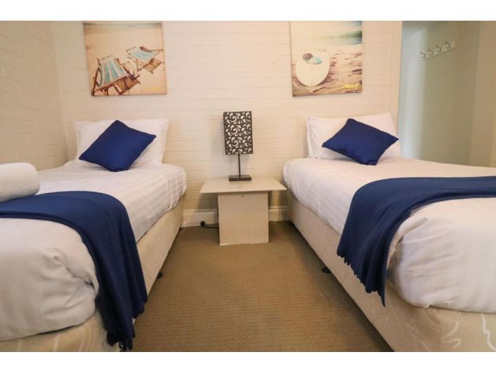 Blackbutt Deluxe Family Townhouse 100 Guest house, Cams Wharf - imaginea 12