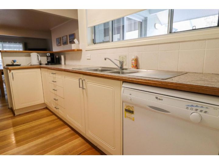 Blackbutt Deluxe Family Townhouse 100 Guest house, Cams Wharf - imaginea 7