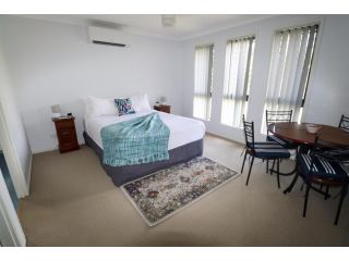BLK Stays Guest House Deluxe Units Morayfield Guest house, Queensland - 2