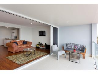 Blue Bay Beach Stay - Mandurah Guest house, Mandurah - 3