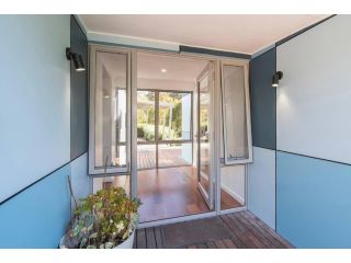 Blue Haven Margaret River tranquil bush retreat Guest house, Margaret River Town - 5
