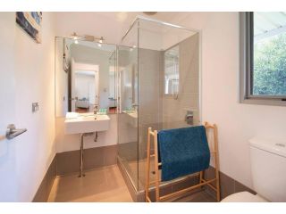 Blue Haven Margaret River tranquil bush retreat Guest house, Margaret River Town - 4