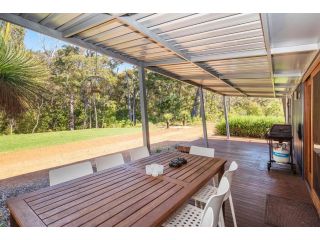 Blue Haven Margaret River tranquil bush retreat Guest house, Margaret River Town - 2