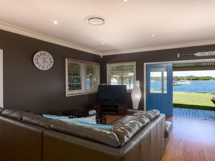 Bluewater - riverfront location with water views Guest house, Shoalhaven Heads - imaginea 3