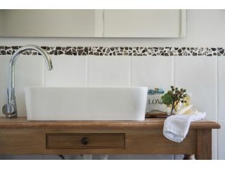Boatshed Villa Green Door Guest house, Daylesford - 5
