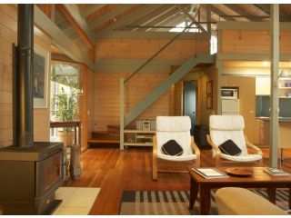 Bombah Point Eco Cottages Guest house, New South Wales - 4