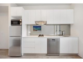 Bondi Beach Studio Suite 3 Apartment, Sydney - 2