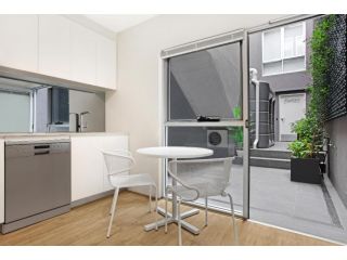 Bondi Beach Studios Suite Hotel, Sydney - 5