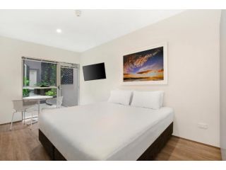 Bondi Beach Studios Suite Hotel, Sydney - 4