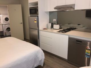 Bondi Beach Studios Suite Hotel, Sydney - 3