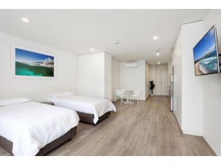 Bondi Beach Studio King Suite 2 Apartment, Sydney - 5