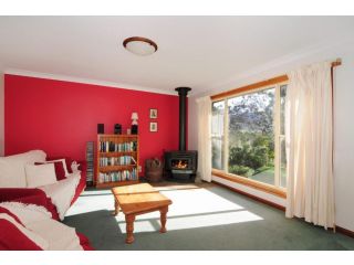 Bonnie Doon - Family friendly home! Guest house, Kangaroo Valley - 1