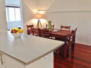 Boomerang Beach House holiday rental Guest house, Queensland - 1